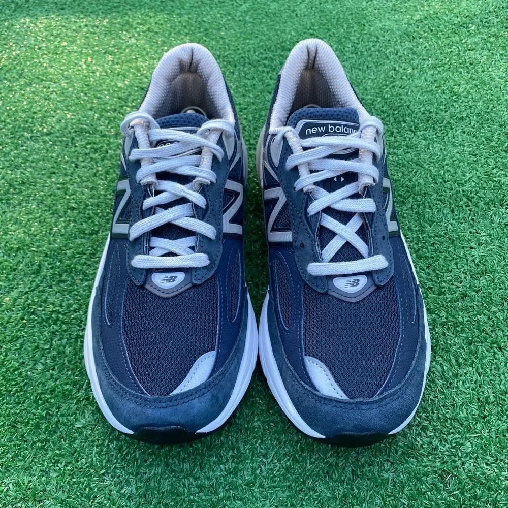 NEW BALANCE 990 V6 - Women’s Running Shoes - SIZE 8.5